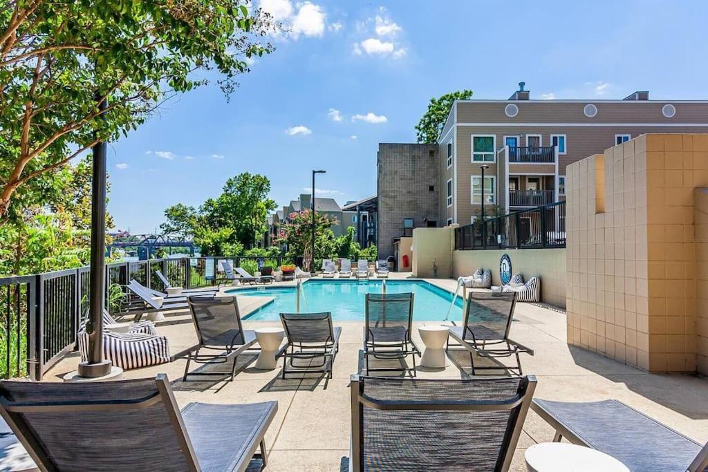 Downtown Nashville Riverfront Condo Екстер'єр фото